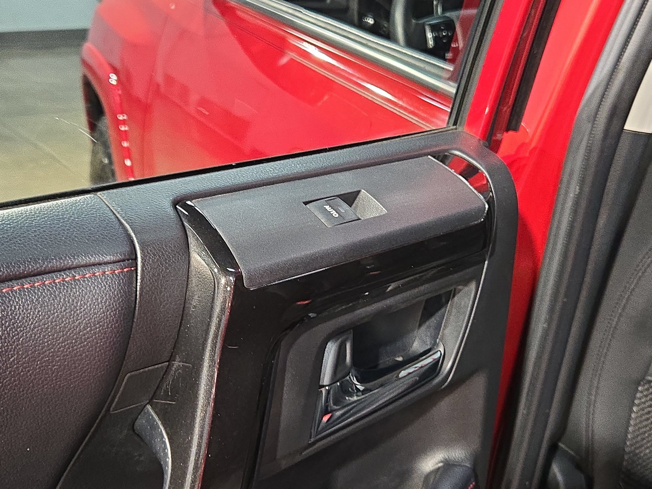 Used 2019 Toyota 4Runner TRD Off-Road Premium AWD/4WD image 34