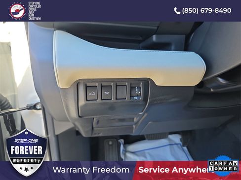 Used 2024 Subaru Ascent Limited w/ Technology Package image 22