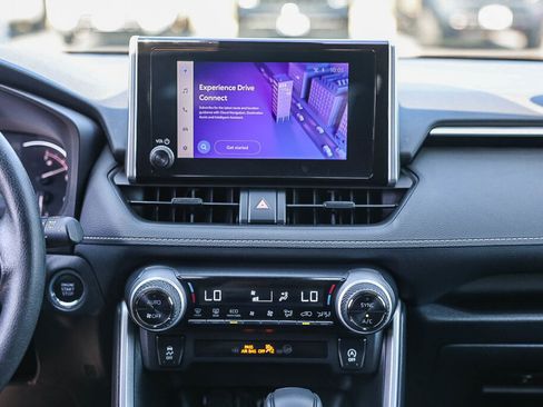Used 2025 Toyota RAV4 XLE FWD image 3