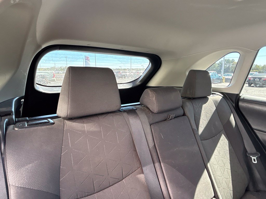 Used 2021 Toyota RAV4 XLE FWD image 26