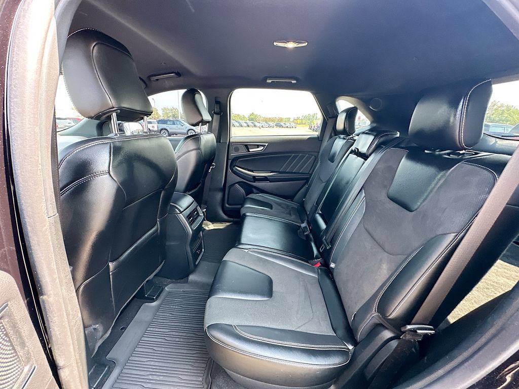 Used 2021 Ford Edge ST AWD/4WD image 17