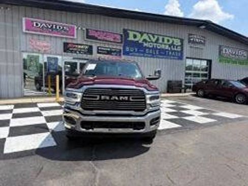 Used 2022 RAM 3500 Laramie AWD/4WD image 3