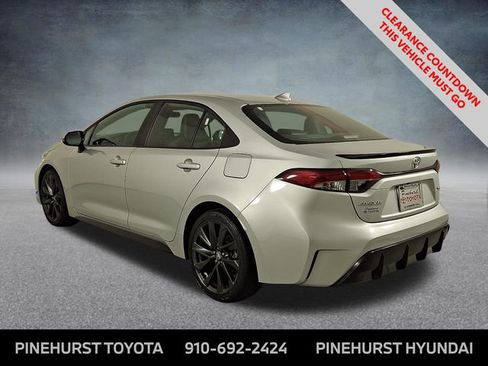 Certified 2025 Toyota Corolla XSE image 5