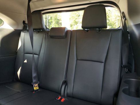 Used 2026 Toyota Highlander Limited AWD/4WD image 13