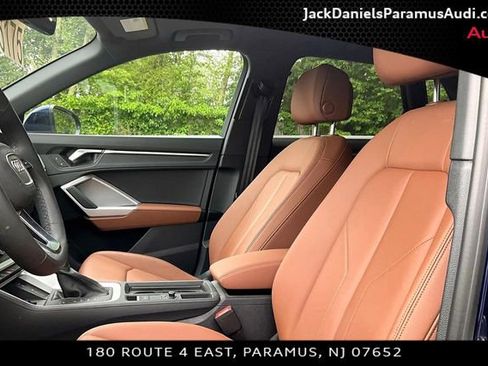 Used 2025 Audi Q3 2.0T Premium w/ Convenience Package AWD/4WD image 17
