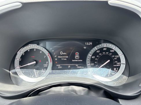 Used 2020 Toyota Highlander XLE AWD/4WD image 20