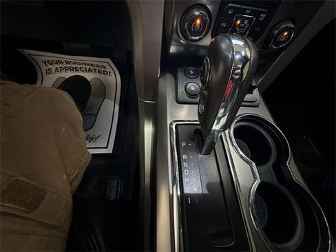 Used 2014 Ford F150 Raptor w/ Equipment Group 801A Luxury image 20