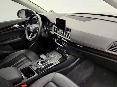 Used 2019 Audi Q5 2.0T Premium w/ Convenience Package AWD/4WD image 23