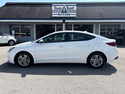 Used 2020 Hyundai Elantra SEL w/ Cargo Package (C1) image 2