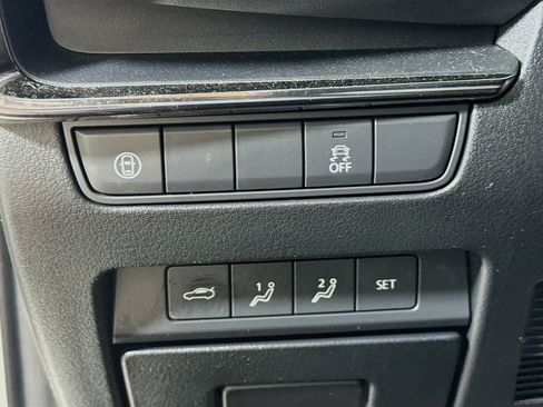 Used 2019 MAZDA MAZDA3 Sedan w/ Preferred Package FWD image 12