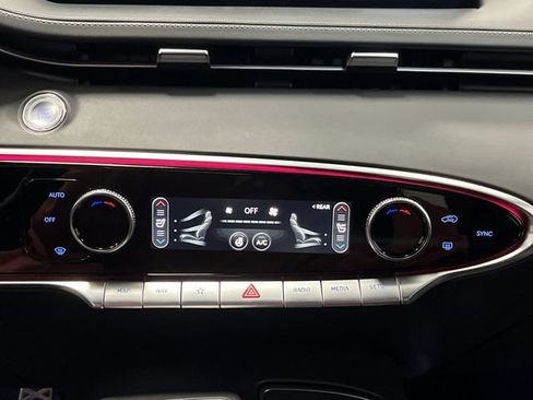 Used 2024 Genesis GV70 3.5T Sport w/ Sport Prestige Package image 21