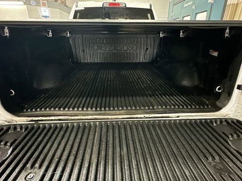 Used 2021 RAM 1500 Big Horn image 27