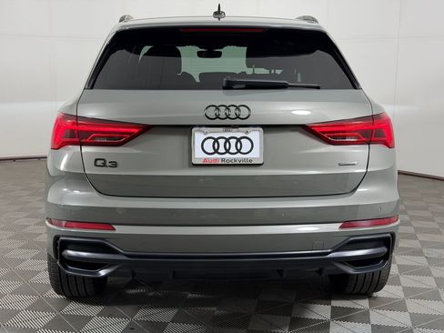 Certified 2022 Audi Q3 2.0T Premium Plus w/ Premium Plus Package AWD/4WD image 10