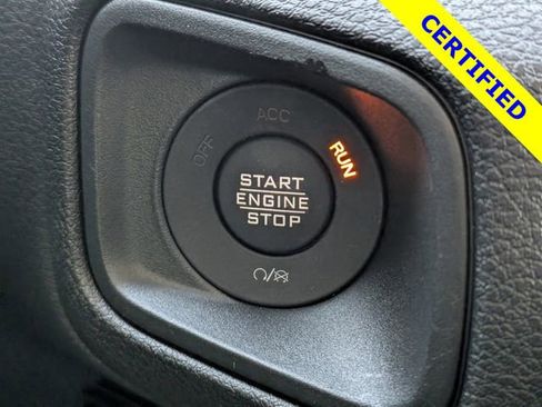 Used 2024 Jeep Gladiator Sport image 29