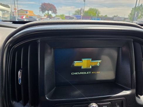 Used 2018 Chevrolet Colorado W/T w/ WT Convenience Package AWD/4WD image 24