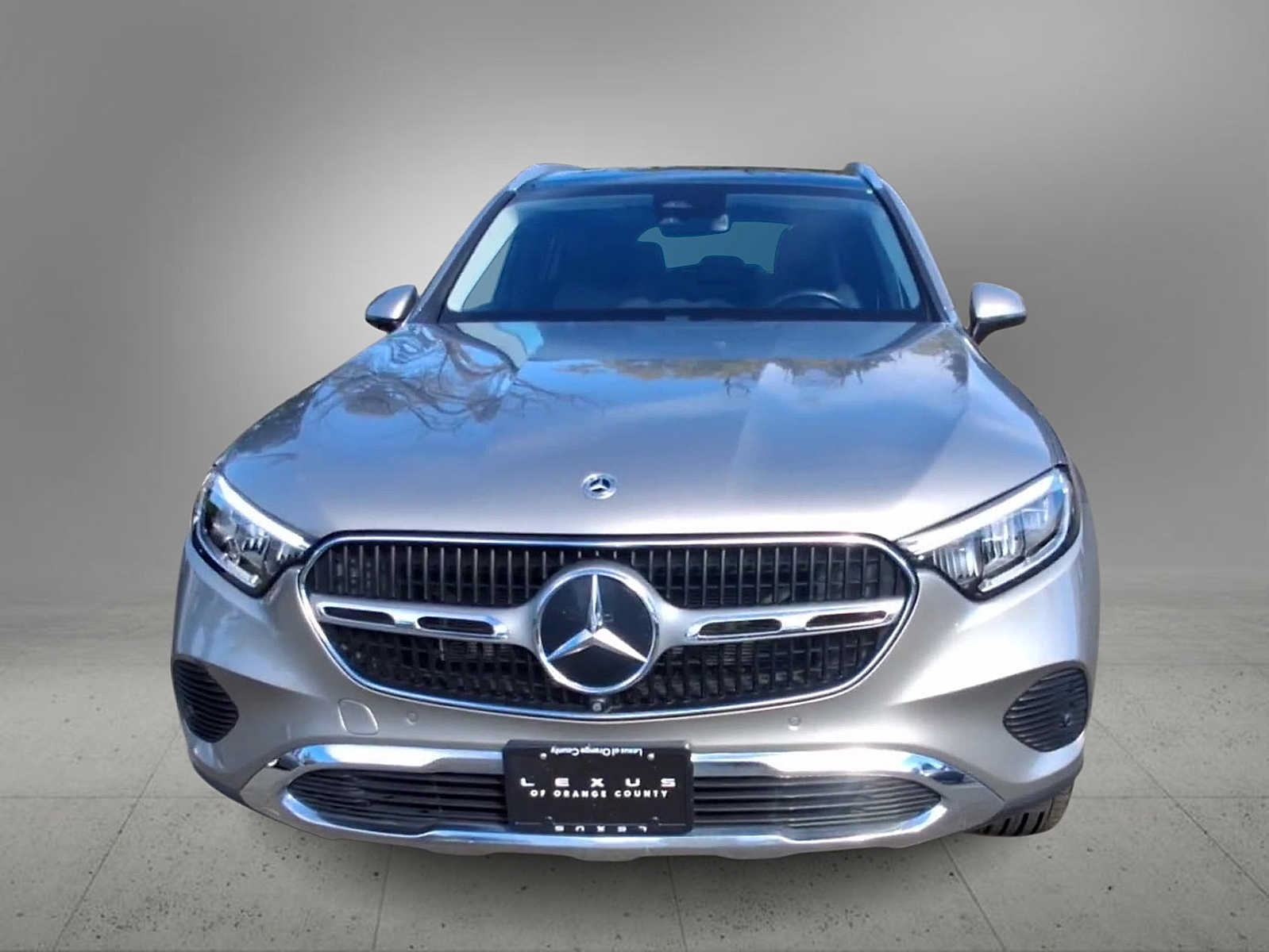 Used 2023 Mercedes-Benz GLC 300 4MATIC image 3
