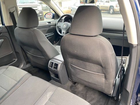 Used 2013 Volkswagen Jetta S image 25