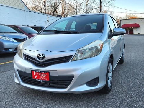 Used 2012 Toyota Yaris LE image 1