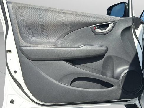 Used 2013 Honda Fit image 29