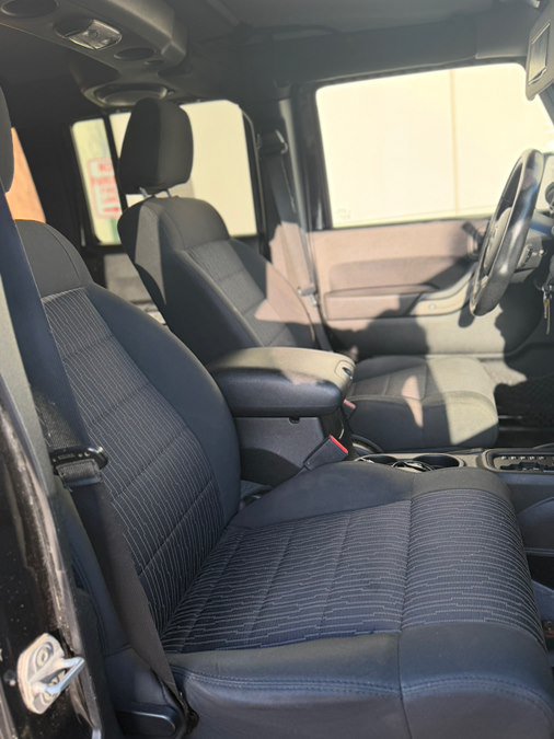 Used 2011 Jeep Wrangler Unlimited Sport AWD/4WD image 37