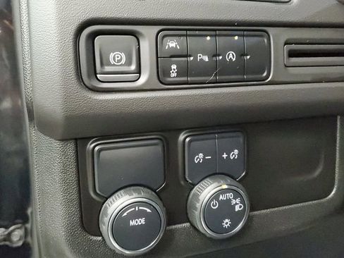 Used 2024 Chevrolet Tahoe LT image 26