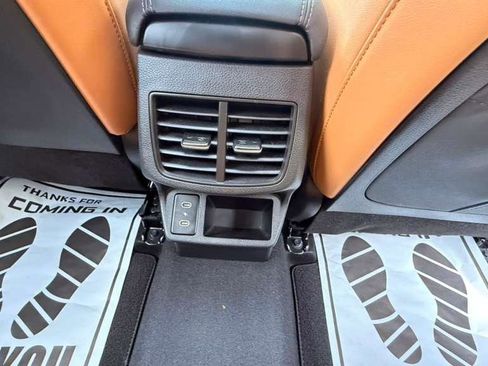 Used 2025 Kia Seltos EX w/ EX Sunroof Package FWD image 2