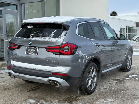 Used 2024 BMW X3 xDrive30i image 3