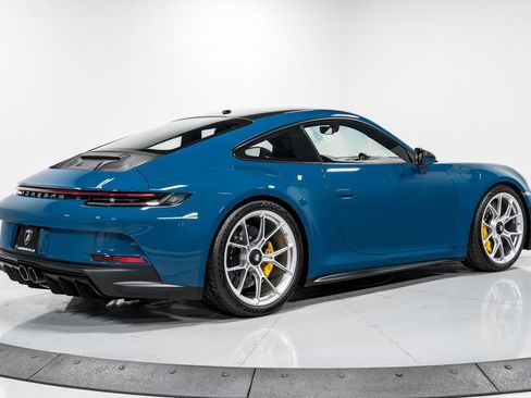Used 2022 Porsche 911 GT3 RWD image 3
