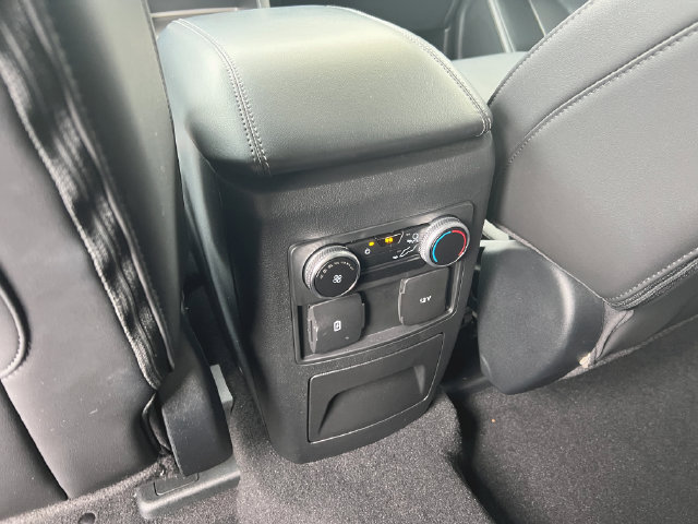 Used 2023 Ford Explorer XLT w/ Equipment Group 202A AWD/4WD image 36