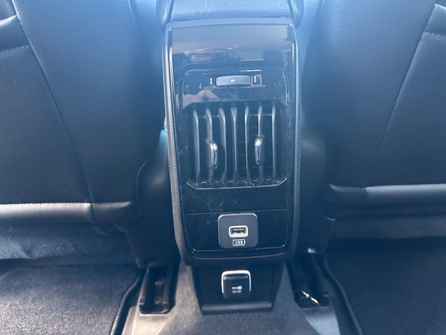 Used 2022 Jeep Compass Latitude w/ Sun and Sound Group AWD/4WD image 22