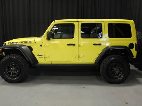 Used 2022 Jeep Wrangler Unlimited Sport image 2
