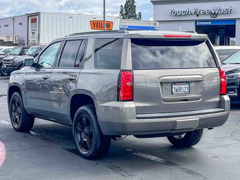 Used 2017 Chevrolet Tahoe LT w/ Luxury Package image 2