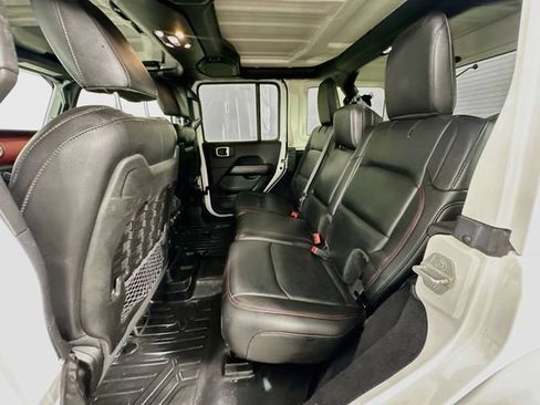 Used 2019 Jeep Wrangler Unlimited Rubicon AWD/4WD image 24