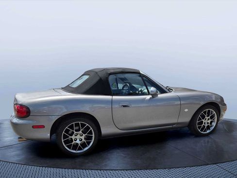 Used 2003 MAZDA MX-5 Miata LS RWD image 3