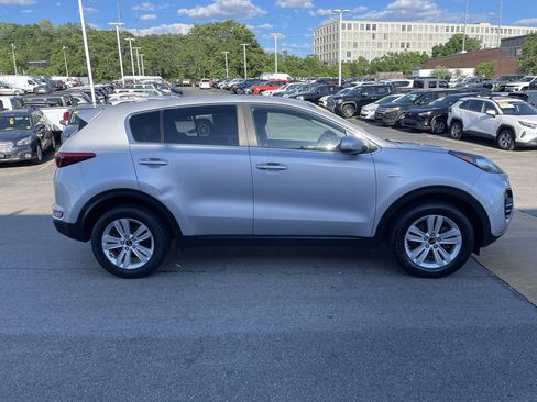 Used 2017 Kia Sportage LX AWD/4WD image 7