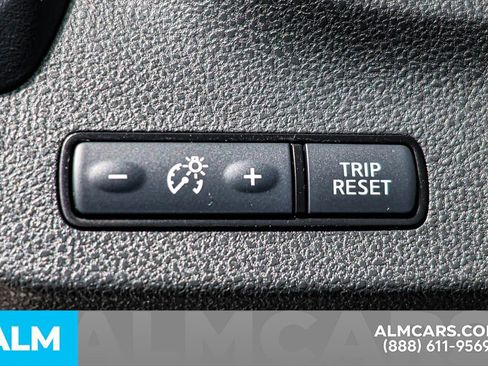 Used 2025 Nissan Leaf SV Plus image 27