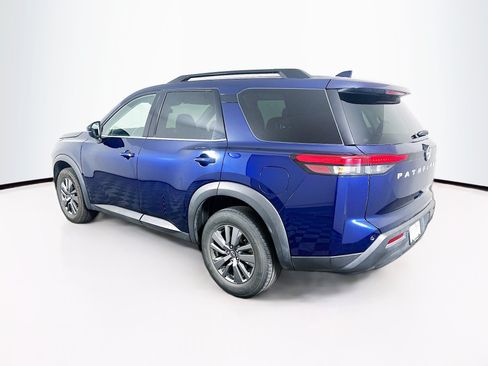 Used 2025 Nissan Pathfinder SV AWD/4WD image 5