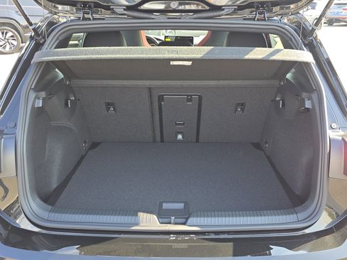 New 2025 Volkswagen GTI SE image 15