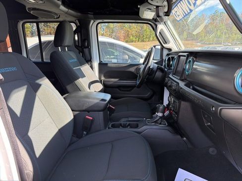 Used 2021 Jeep Wrangler Unlimited Rubicon 4xe w/ Cold Weather Group image 41
