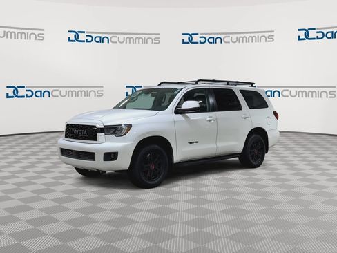 Used 2020 Toyota Sequoia TRD Pro AWD/4WD image 4