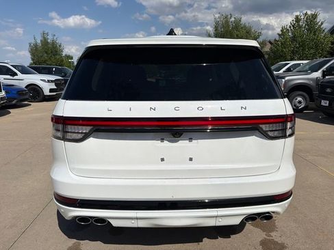 New 2026 Lincoln Aviator Reserve AWD/4WD image 6