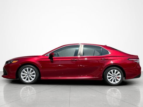 Used 2020 Toyota Camry LE FWD image 2