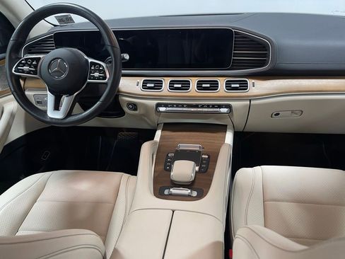 Used 2022 Mercedes-Benz GLS 450 4MATIC image 30