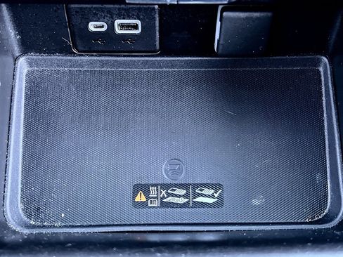 Used 2021 Chevrolet Tahoe LT image 33