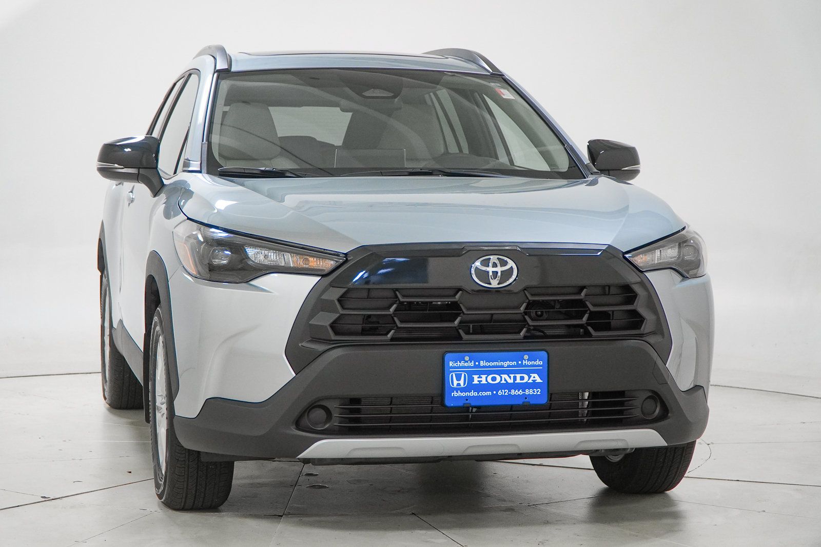 Used 2026 Toyota Corolla Cross LE w/ Moonroof Package AWD/4WD image 17