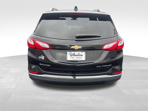 Used 2020 Chevrolet Equinox Premier w/ LPO, Floor Liner Package image 4