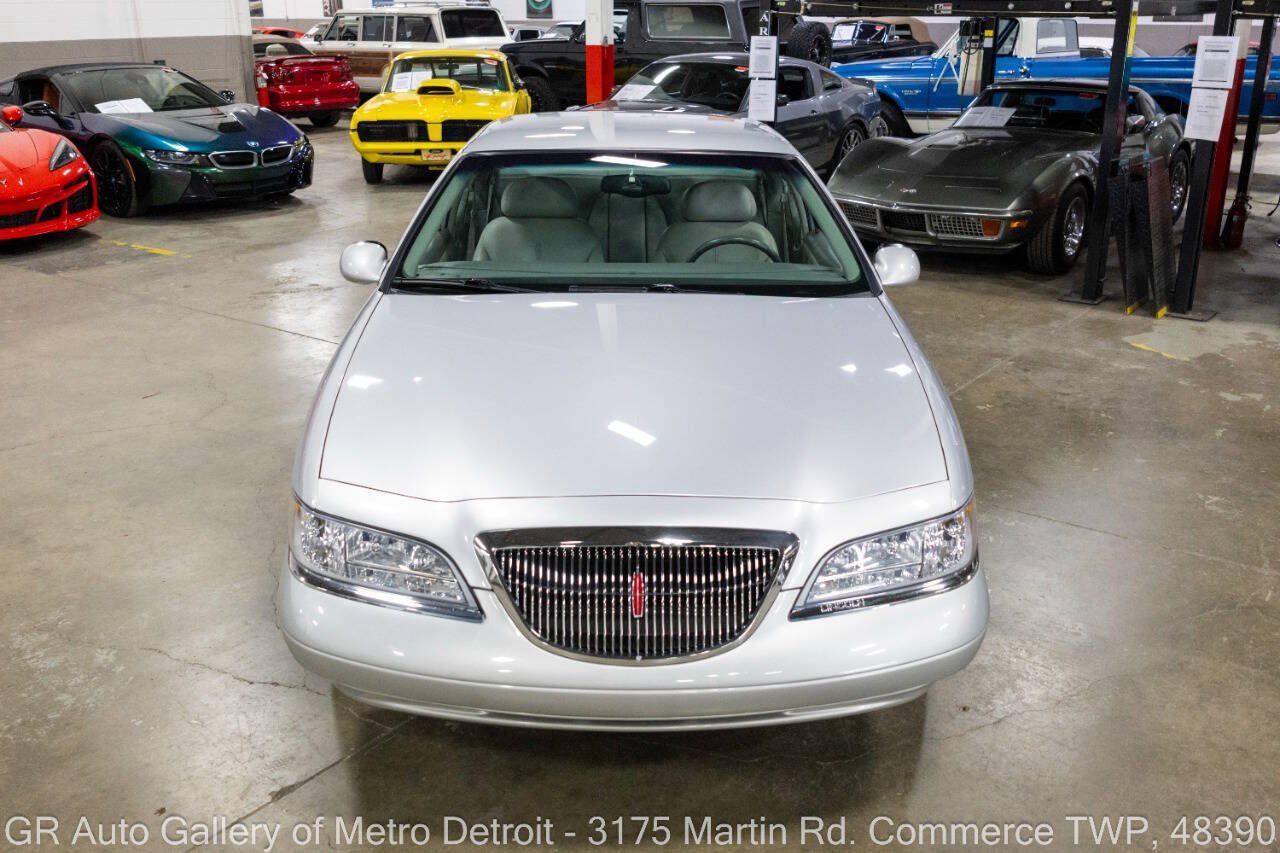 Used 1998 Lincoln Mark VIII RWD image 11