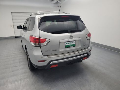 Used 2015 Nissan Pathfinder SL w/ SL Premium Package AWD/4WD image 6