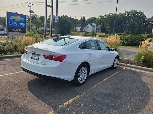 Used 2018 Chevrolet Malibu LT FWD image 11