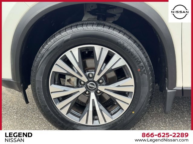 Certified 2023 Nissan Rogue SV w/ SV Premium B Package AWD/4WD image 9